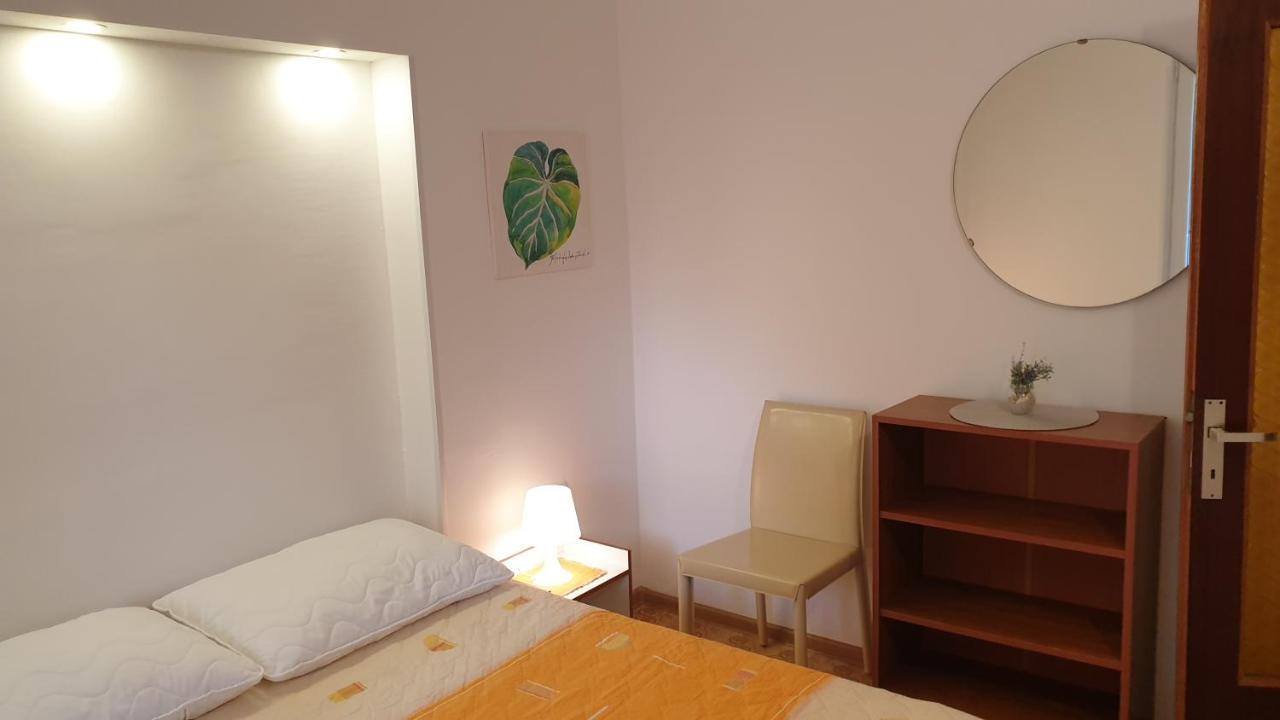 Accomodation Mirjana Rooms ポレッチ エクステリア 写真