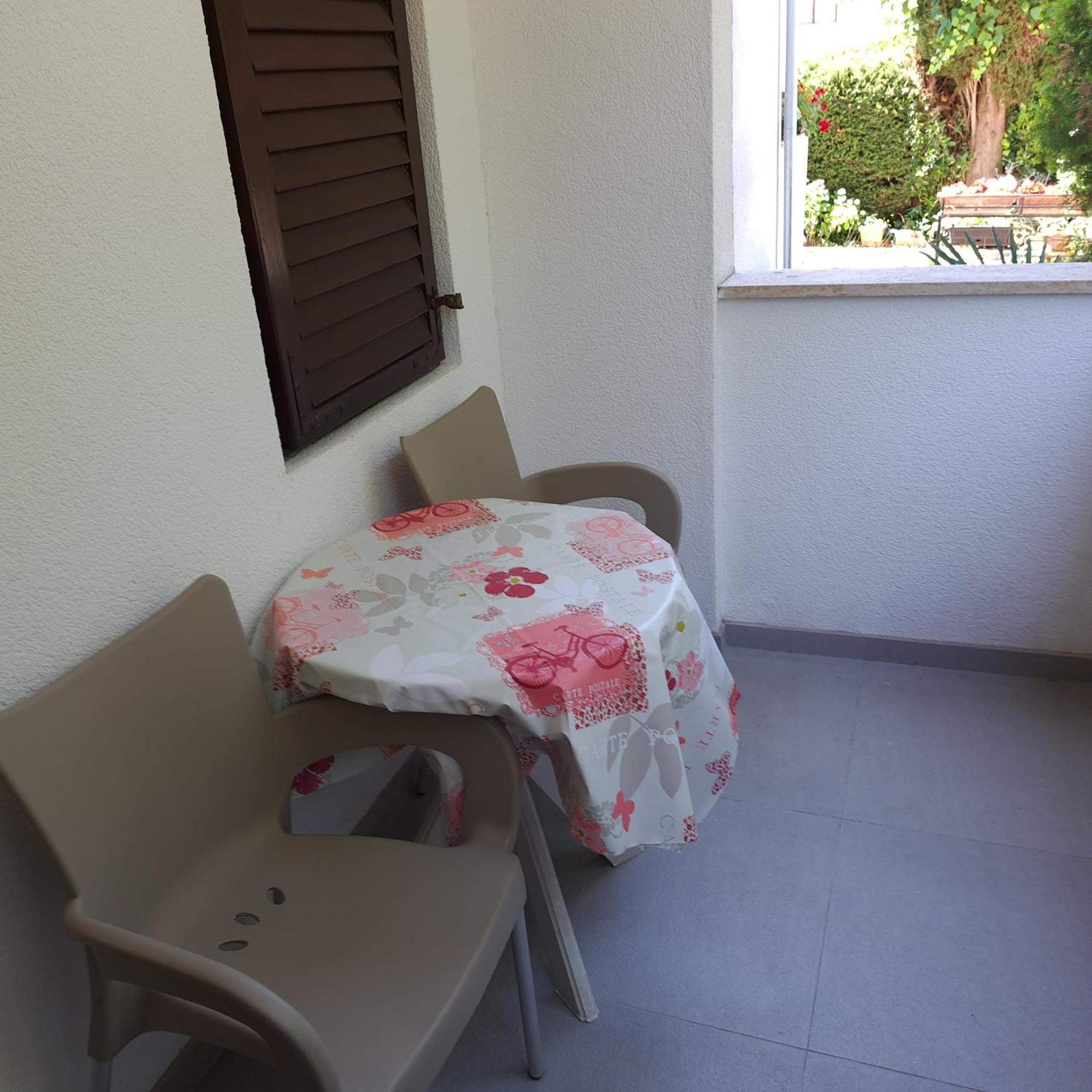 Accomodation Mirjana Rooms ポレッチ エクステリア 写真