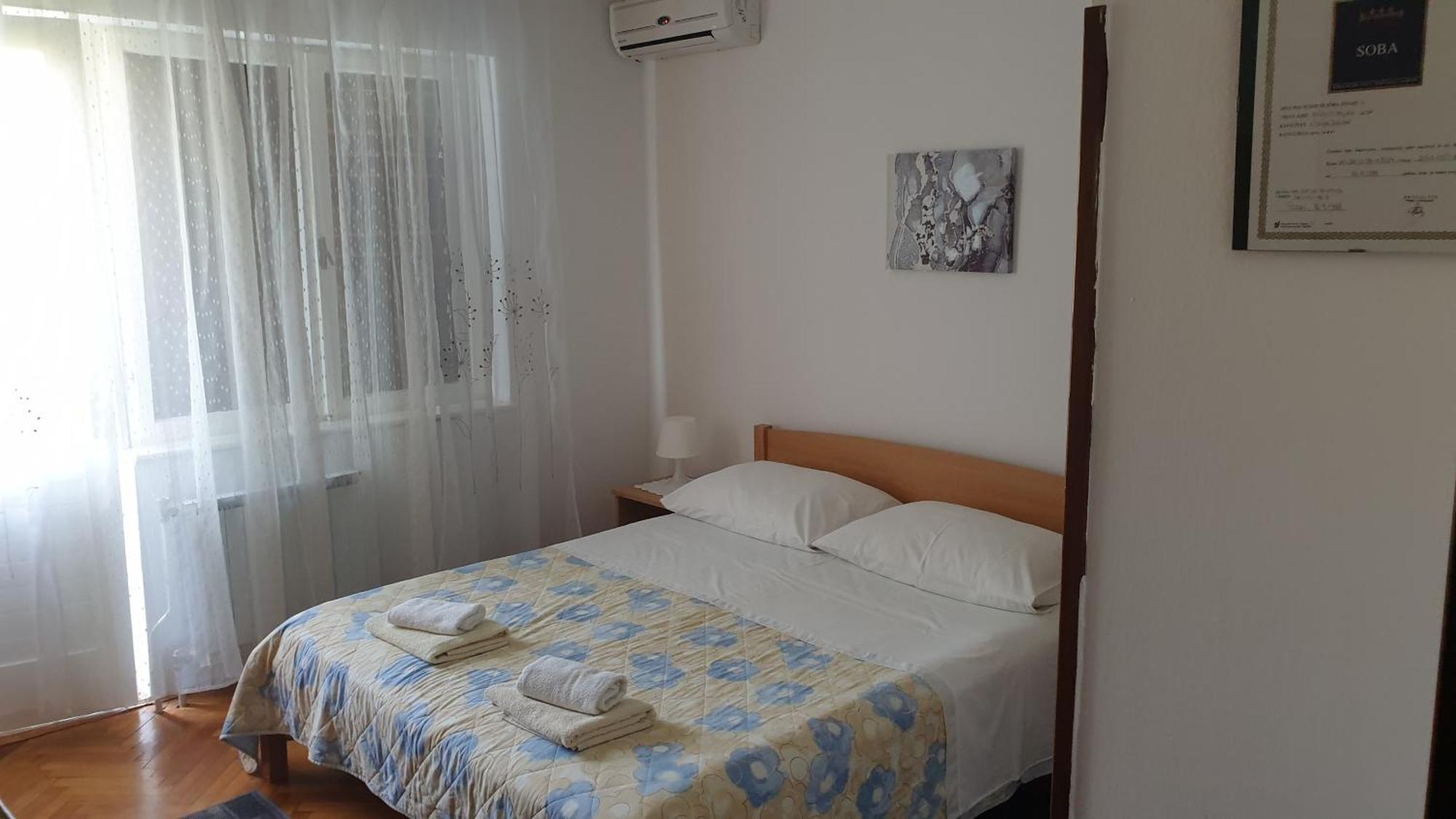 Accomodation Mirjana Rooms ポレッチ エクステリア 写真